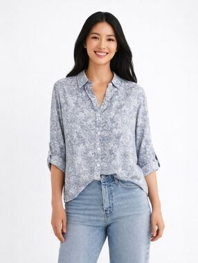 Chico’s Blue Paisley Floral Roll-Tab Sleeve Button-Up Blouse Size 3 (XL/16)